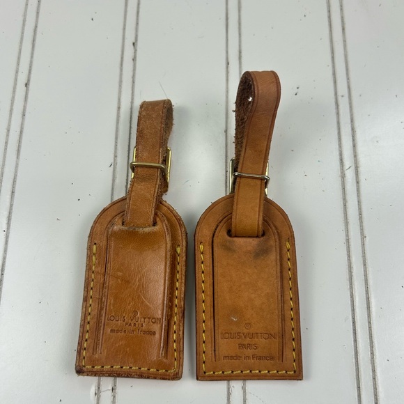 Louis Vuitton Vintage Brown Leather Luggage Tags Bundle of 2 - Picture 2 of 7